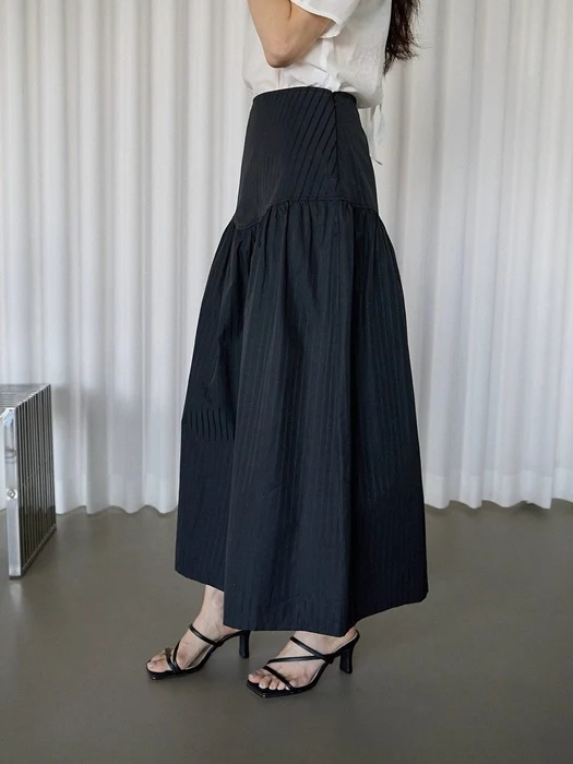 Foret Stripe Long Skirt Foret Stripe Long Skirt