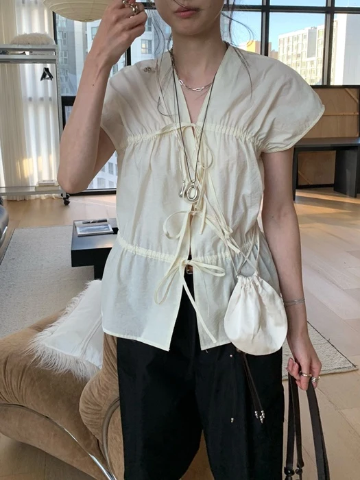 Ari Blouse