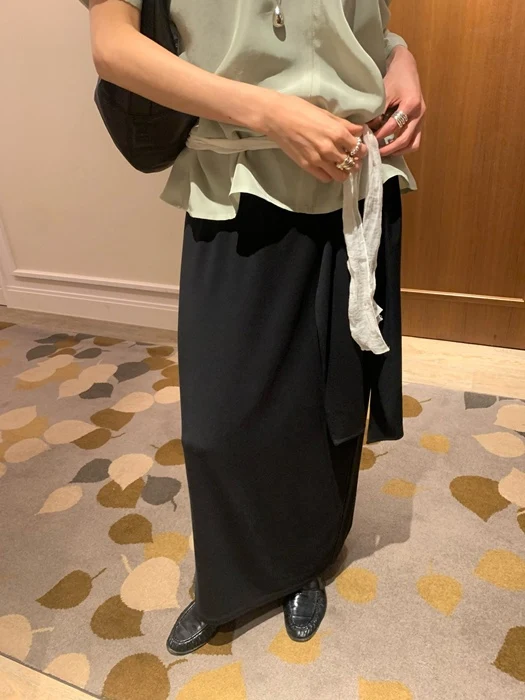 Touch Skirt