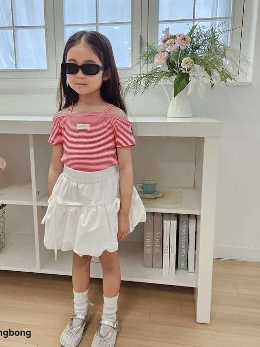 Yeori Off-Shoulder Top Yeori Off-Shoulder Top