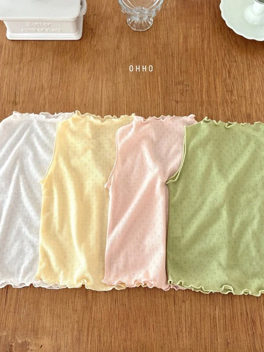 Eyelet Sleeveless Tee