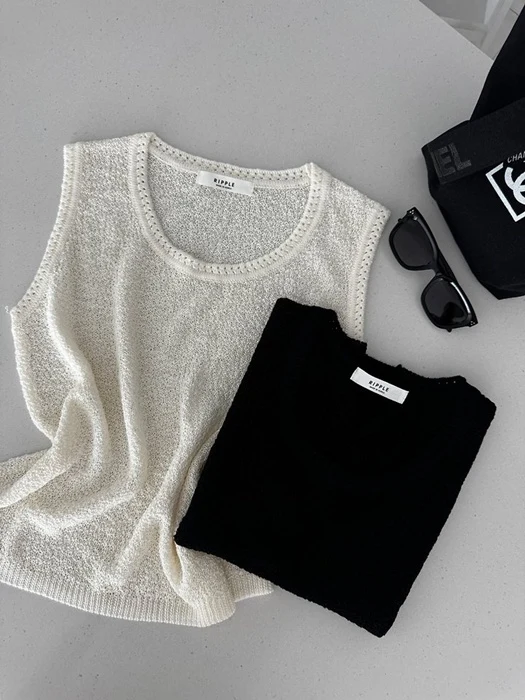 Blanc Knit Top