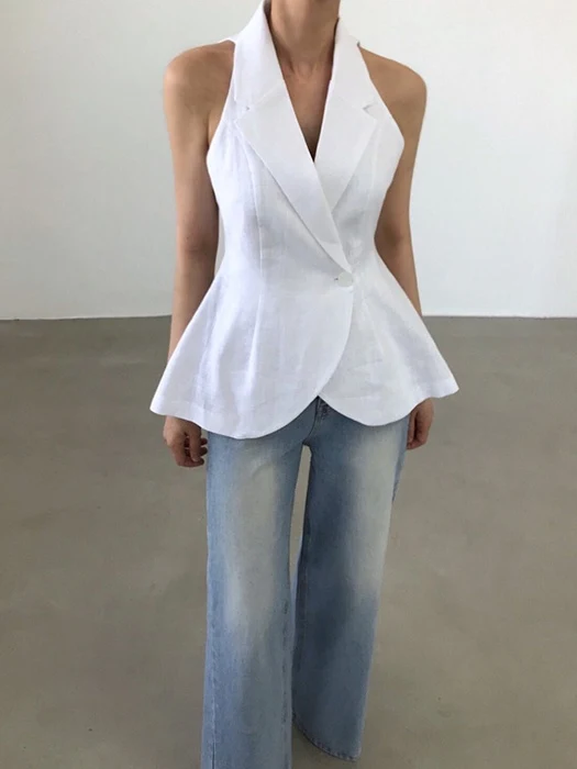 Lucia Vest