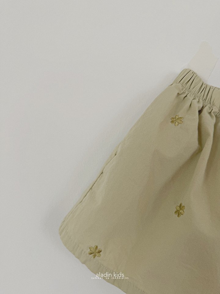 Aladin - Korean Children Fashion - #littlefashionista - Embroidered Pants - 3