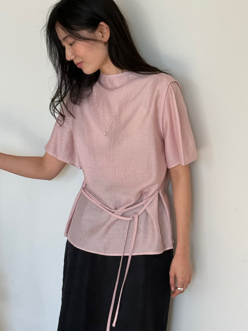Amygrace - Korean Women Fashion - #momslook - Mock-Neck Short-Sleeve Blouse - 5