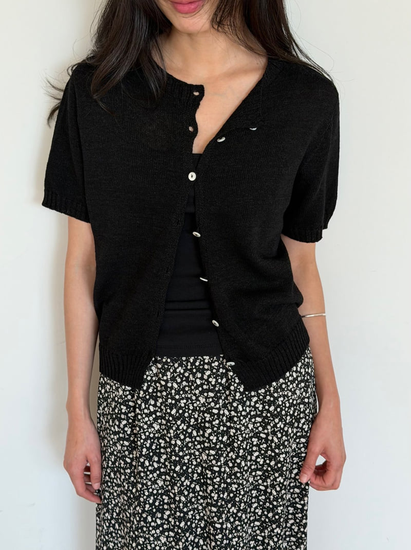 Amygrace - Korean Women Fashion - #momslook - Olive Short-Sleeve Cardigan - 5