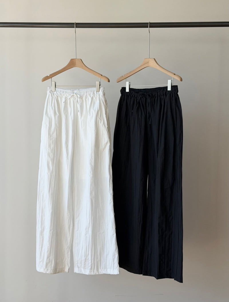 Amygrace - Korean Women Fashion - #momslook - Pleated Wide-Leg Pants - 2