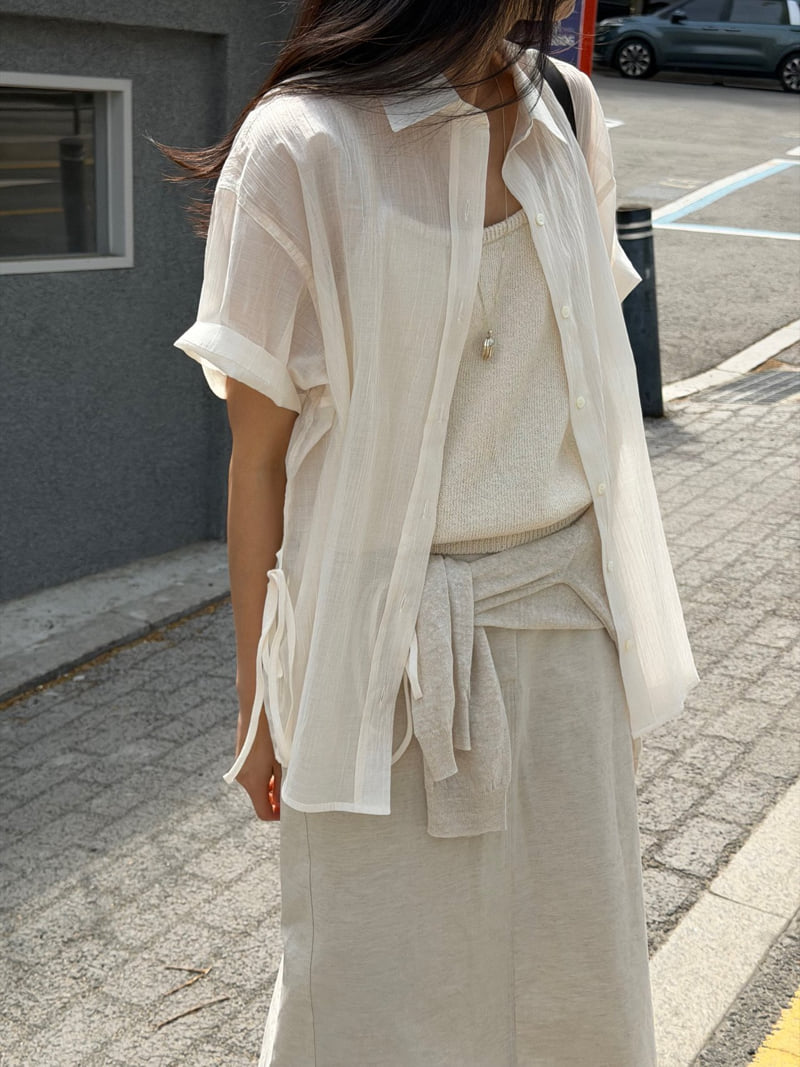 Amygrace - Korean Women Fashion - #momslook - Crinkled Short-Sleeve Shirt - 5