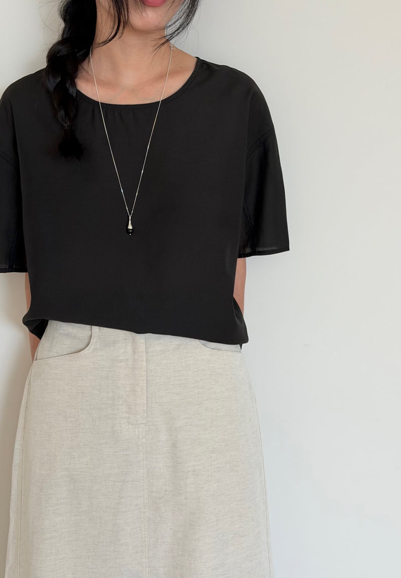 Amygrace - Korean Women Fashion - #momslook - Wave Neck Blouse - 2