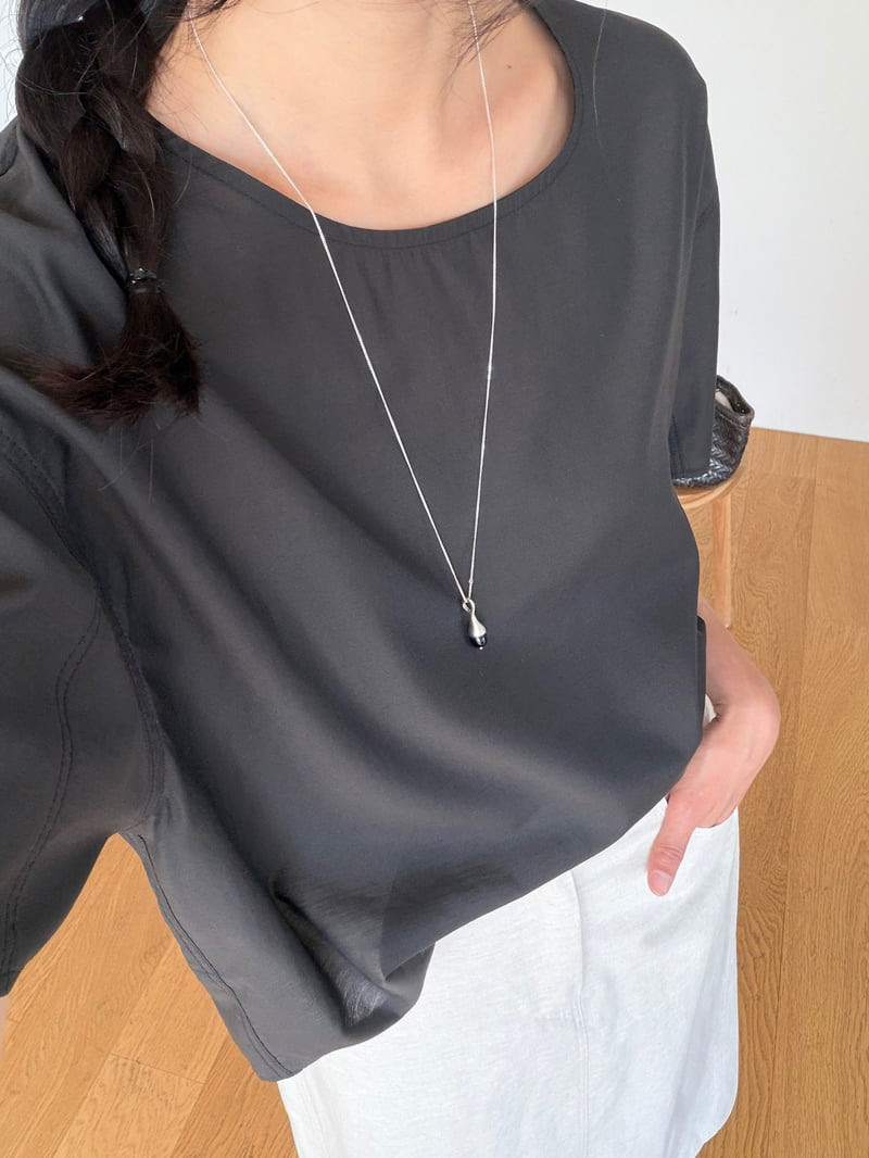 Amygrace - Korean Women Fashion - #womensfashion - Wave Neck Blouse - 4