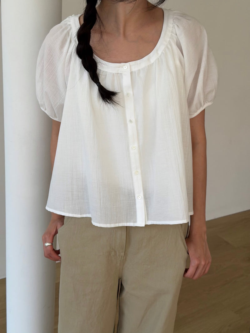 Amygrace - Korean Women Fashion - #momslook - Ground Shirred Blouse - 2