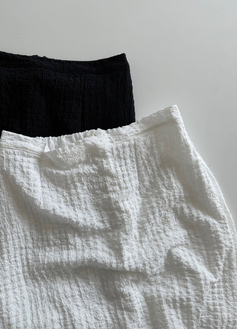 Amygrace - Korean Women Fashion - #restrostyle - Embossed Skirt - 11