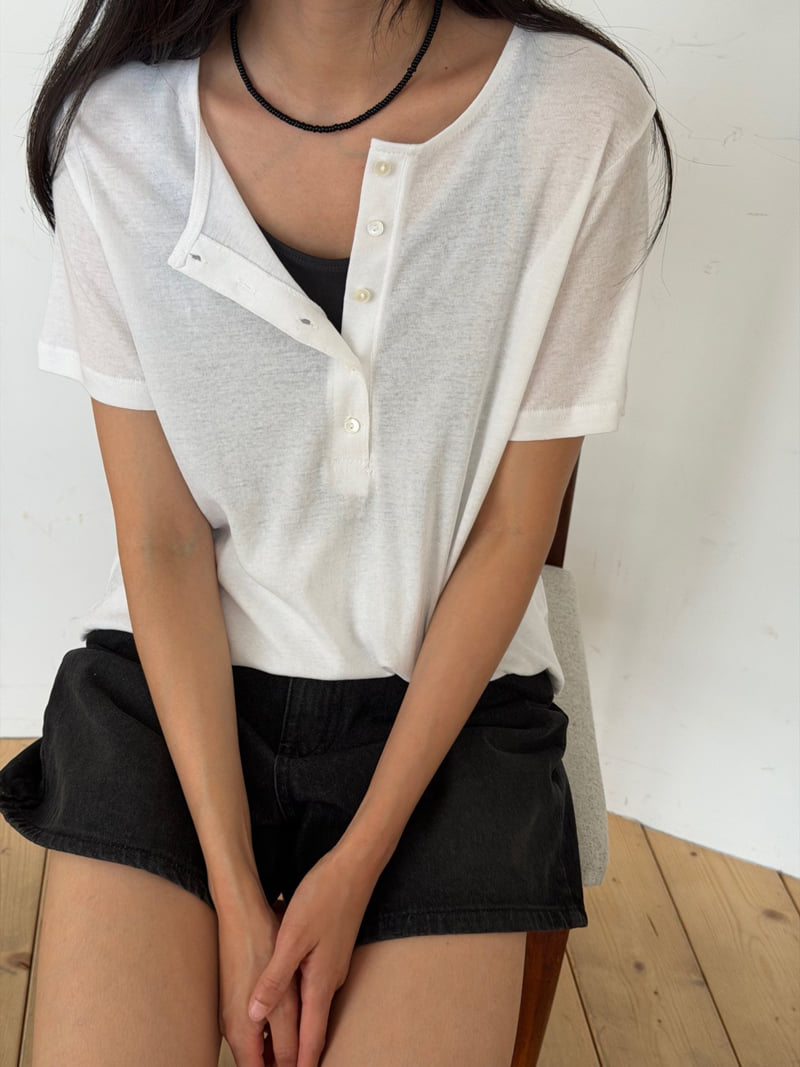 Amygrace - Korean Women Fashion - #restrostyle - Button Detail Tee - 6