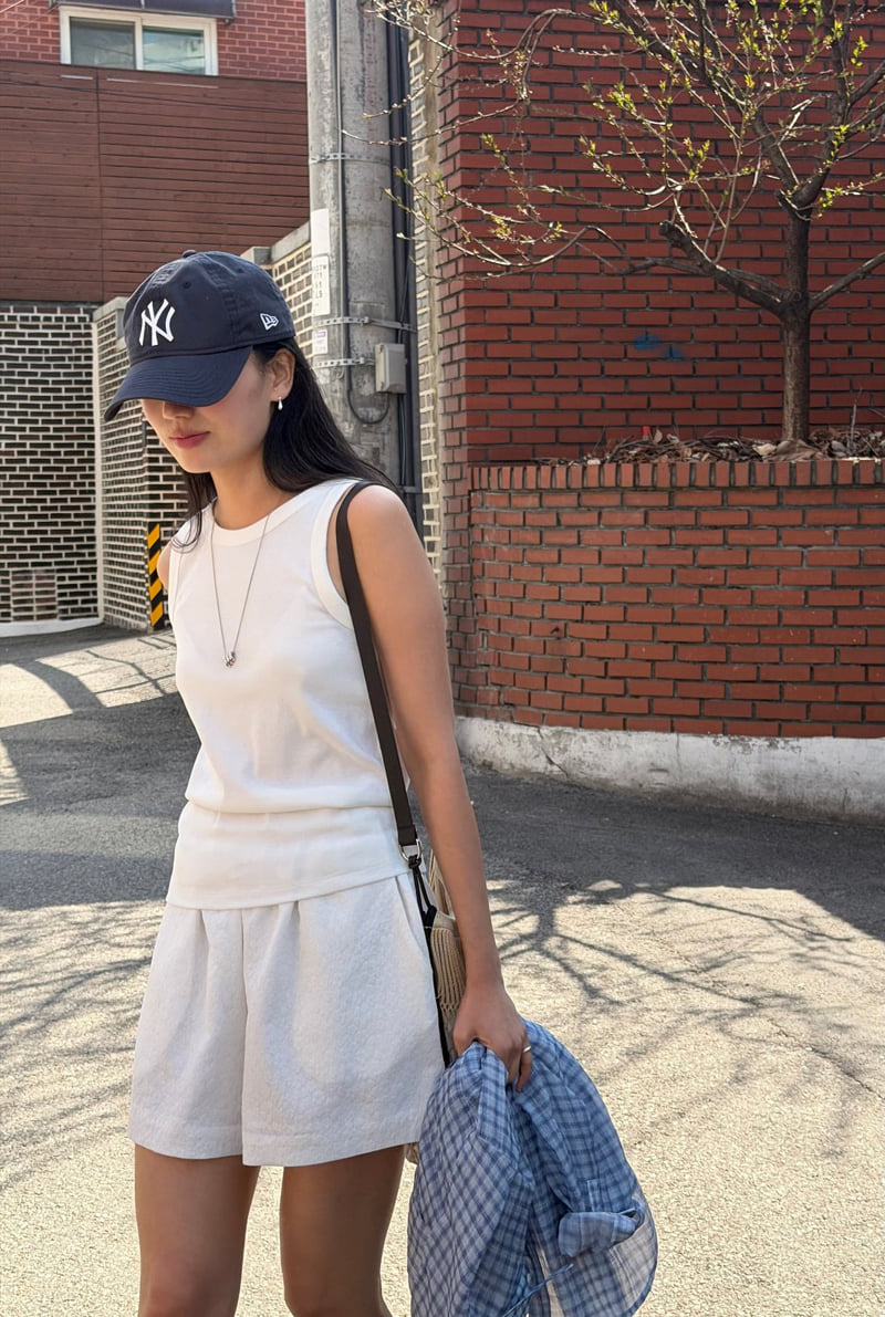 Amygrace - Korean Women Fashion - #romanticstyle - Mingo Cotton Sleeveless Top - 9