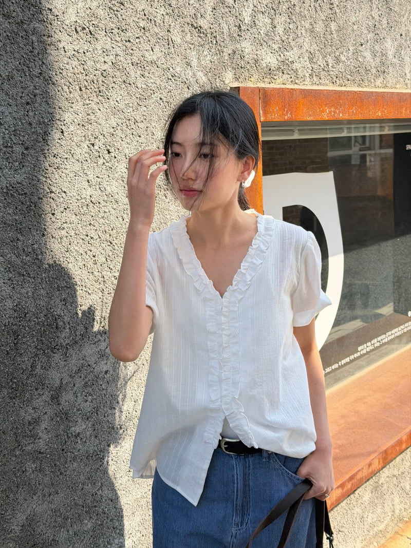 Amygrace - Korean Women Fashion - #thatsdarling - Frill Blouse Scrunchie Set - 7