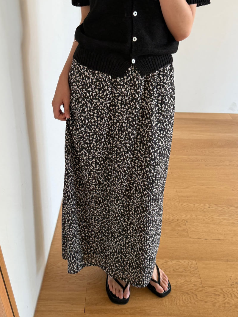 Amygrace - Korean Women Fashion - #vintageinspired - Floral Elastic-Waist Skirt - 3