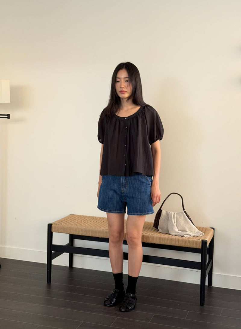 Amygrace - Korean Women Fashion - #vintageinspired - Ground Shirred Blouse - 5