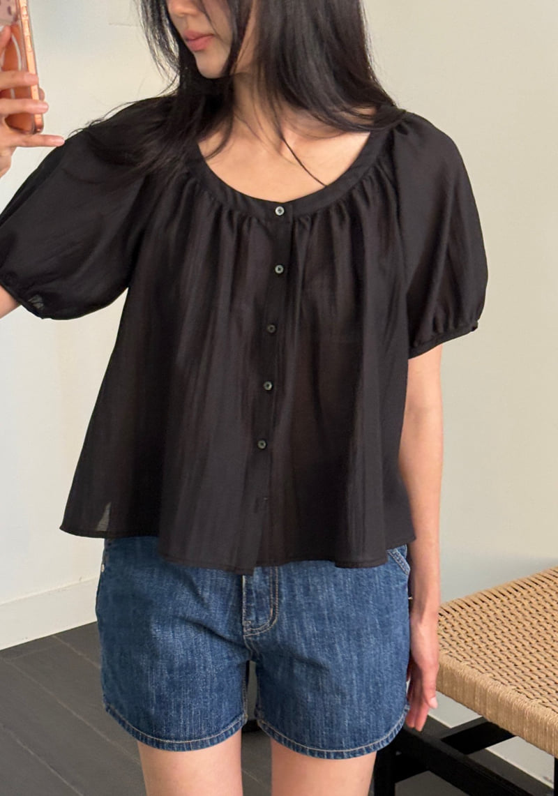 Amygrace - Korean Women Fashion - #vintagekidsstyle - Ground Shirred Blouse - 6