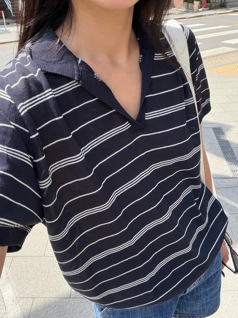 Amygrace - Korean Women Fashion - #momslook - Romance Striped Collar Knit Top - 4