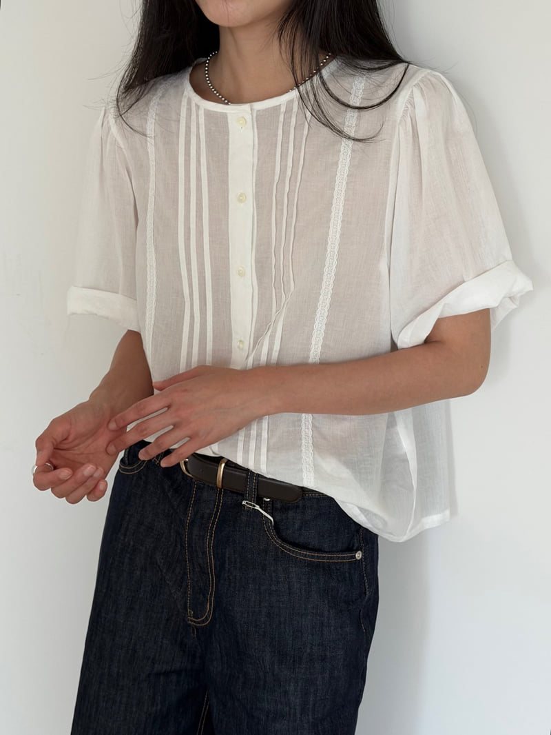 Amygrace - Korean Women Fashion - #womensfashion - Soft Pintuck Lace Blouse - 3