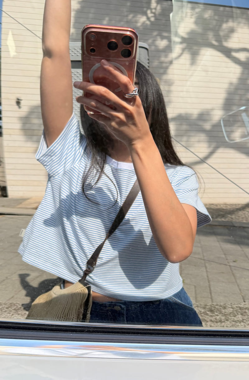 Amygrace - Korean Women Fashion - #womensfashion - Mini Cropped Stripe Tee - 5