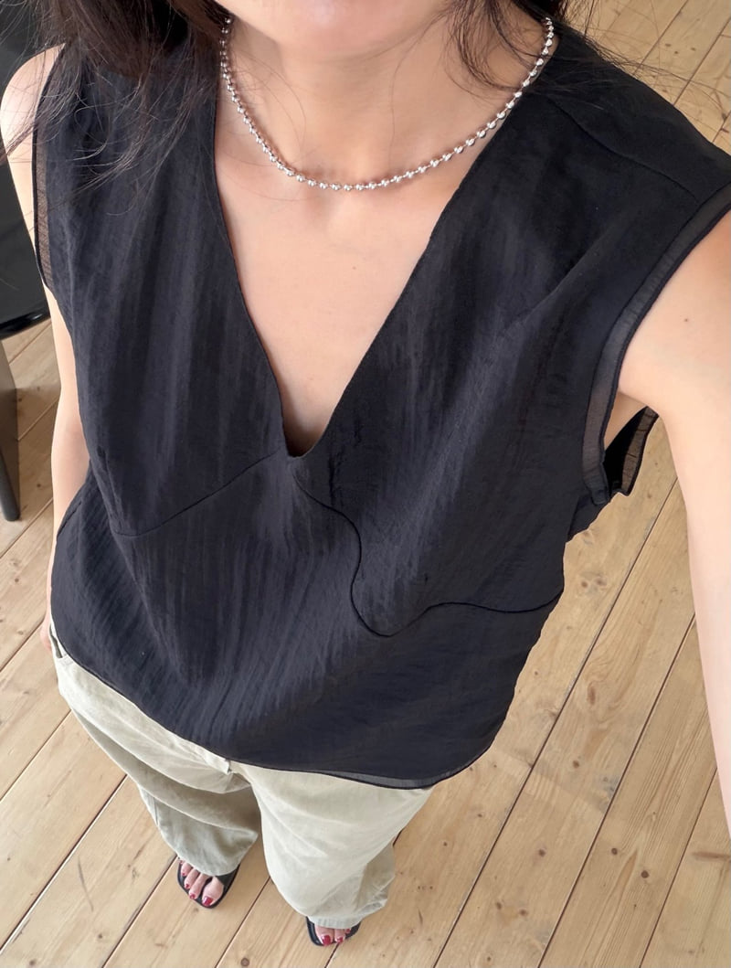 Amygrace - Korean Women Fashion - #womensfashion - Awesome V-Neck Blouse - 8