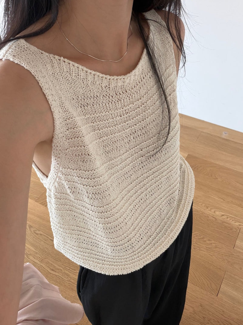 Amygrace - Korean Women Fashion - #womensfashion - Capella Knit Sleeveless Top