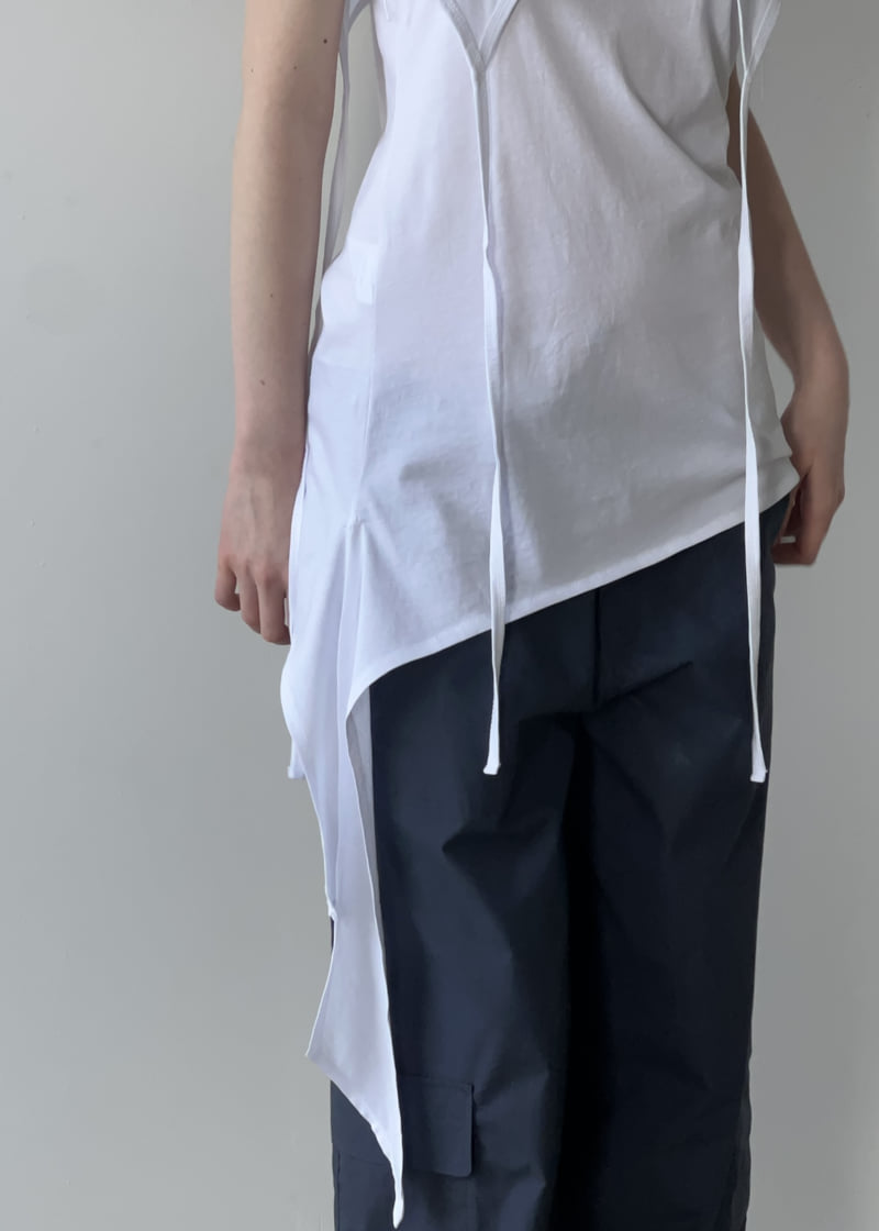Another Avenue - Korean Women Fashion - #momslook - Sensual Tie Sleeveless Top - 6