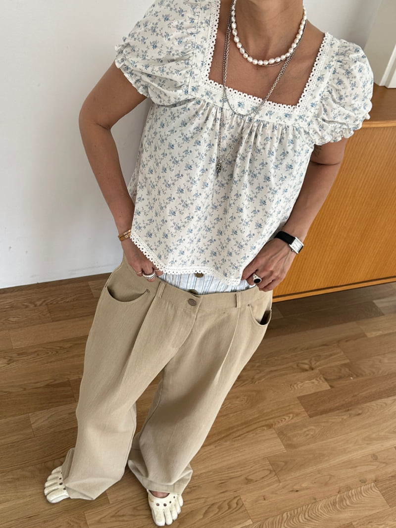 Auver_Fit - Korean Women Fashion - #momslook - Reina Square-Neck Blouse - 11