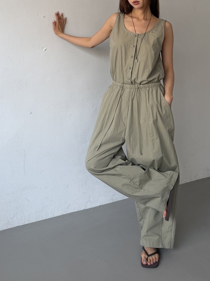 Baguette - Korean Women Fashion - #pursuepretty - Crew Jumpsuit - 2