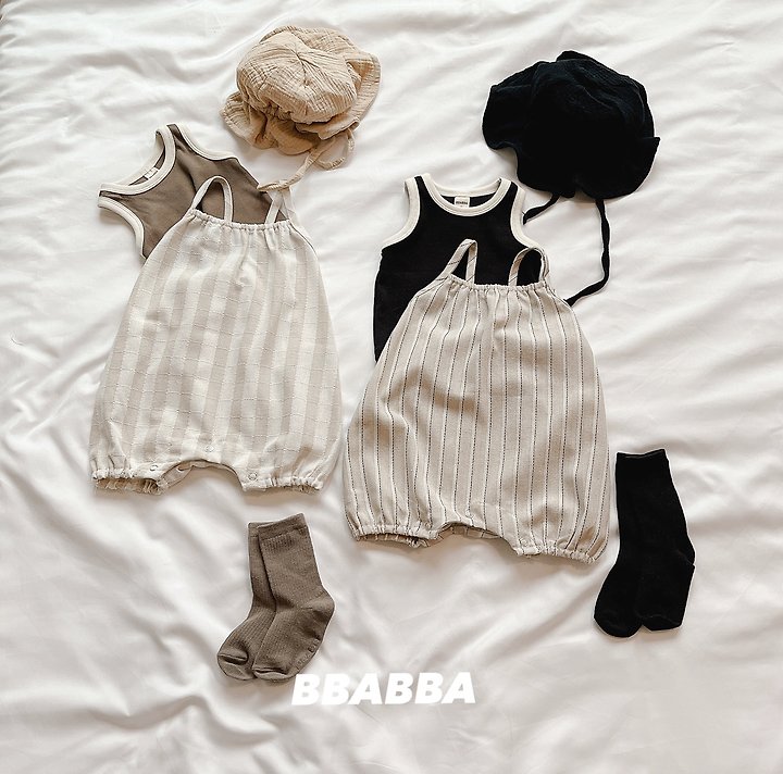 Bbabba - Korean Women Fashion - #momslook - Heat Sleeveless (Mom) - 11