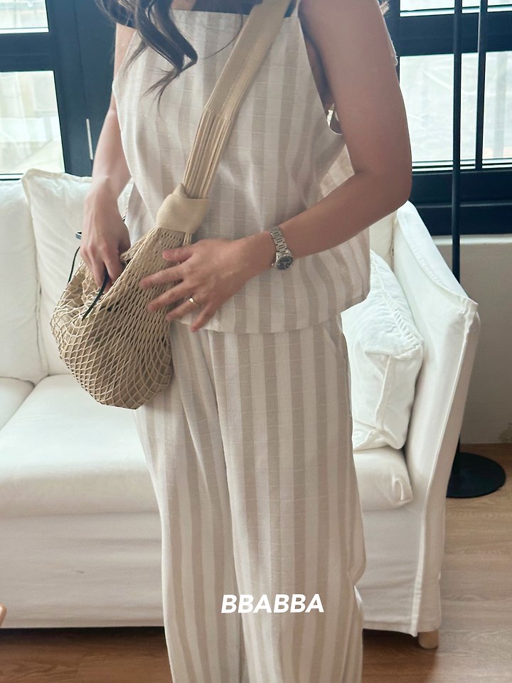 Bbabba - Korean Women Fashion - #momslook - Peanut Blouse (Mom) - 12