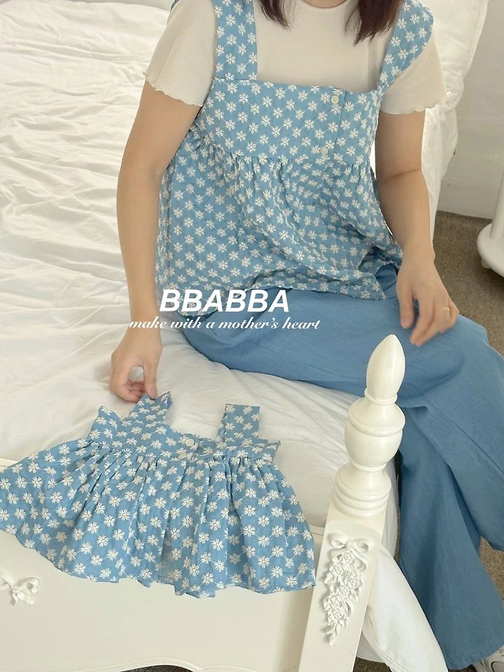 Bbabba - Korean Women Fashion - #momslook - Denim Floral Bustier (Mom) - 2