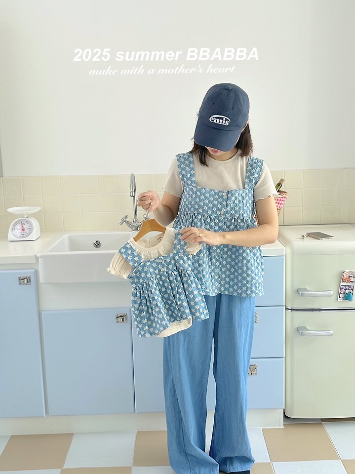 Bbabba - Korean Women Fashion - #womensfashion - Denim Floral Bustier (Mom) - 4