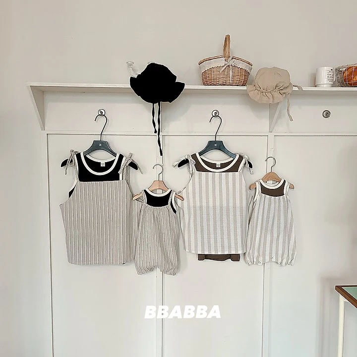 Bbabba - Korean Women Fashion - #restrostyle - Heat Sleeveless (Mom) - 6
