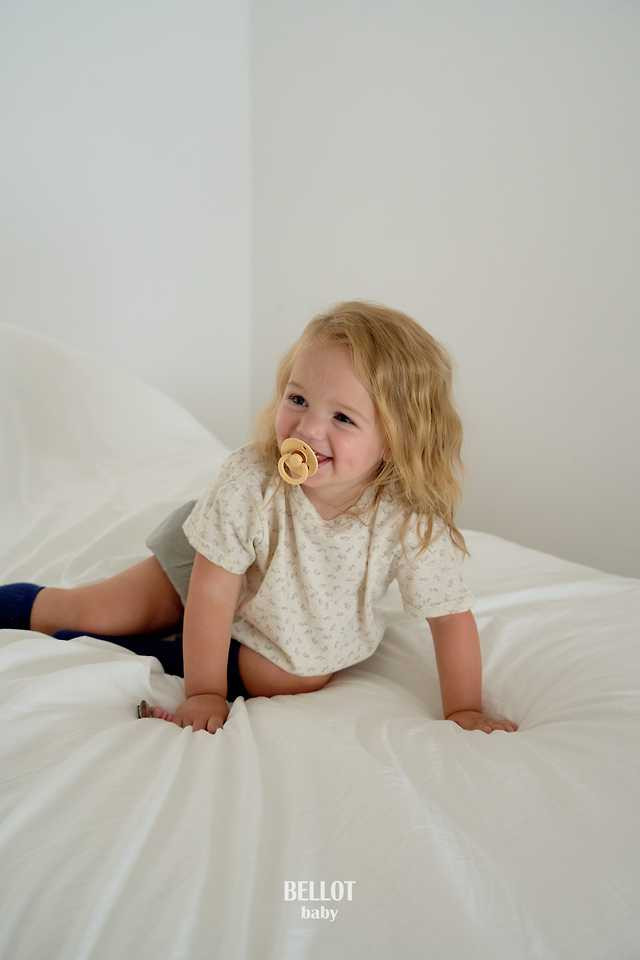 Bellot - Korean Baby Fashion - #babyoninstagram - Bebe Mini Flower Tee - 11