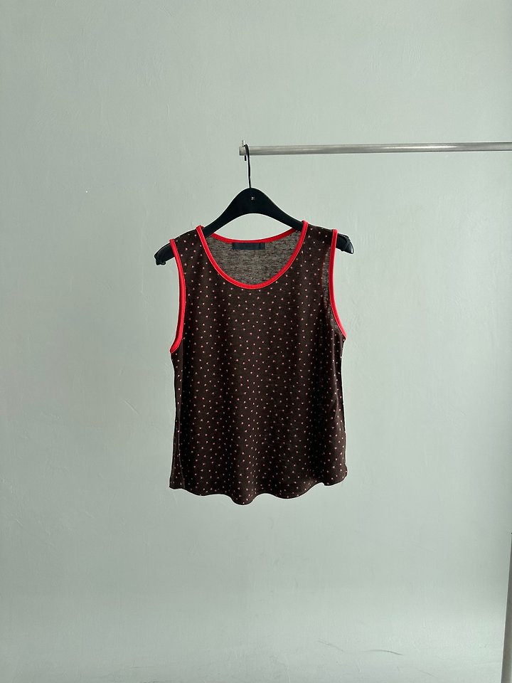 Chavi - Korean Women Fashion - #romanticstyle - Tencel Floral Sleeveless Top - 2