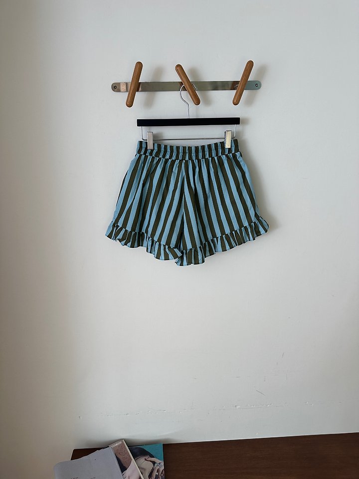 Chavi - Korean Women Fashion - #vintageinspired - Dindin Stripe Frill Pants - 6