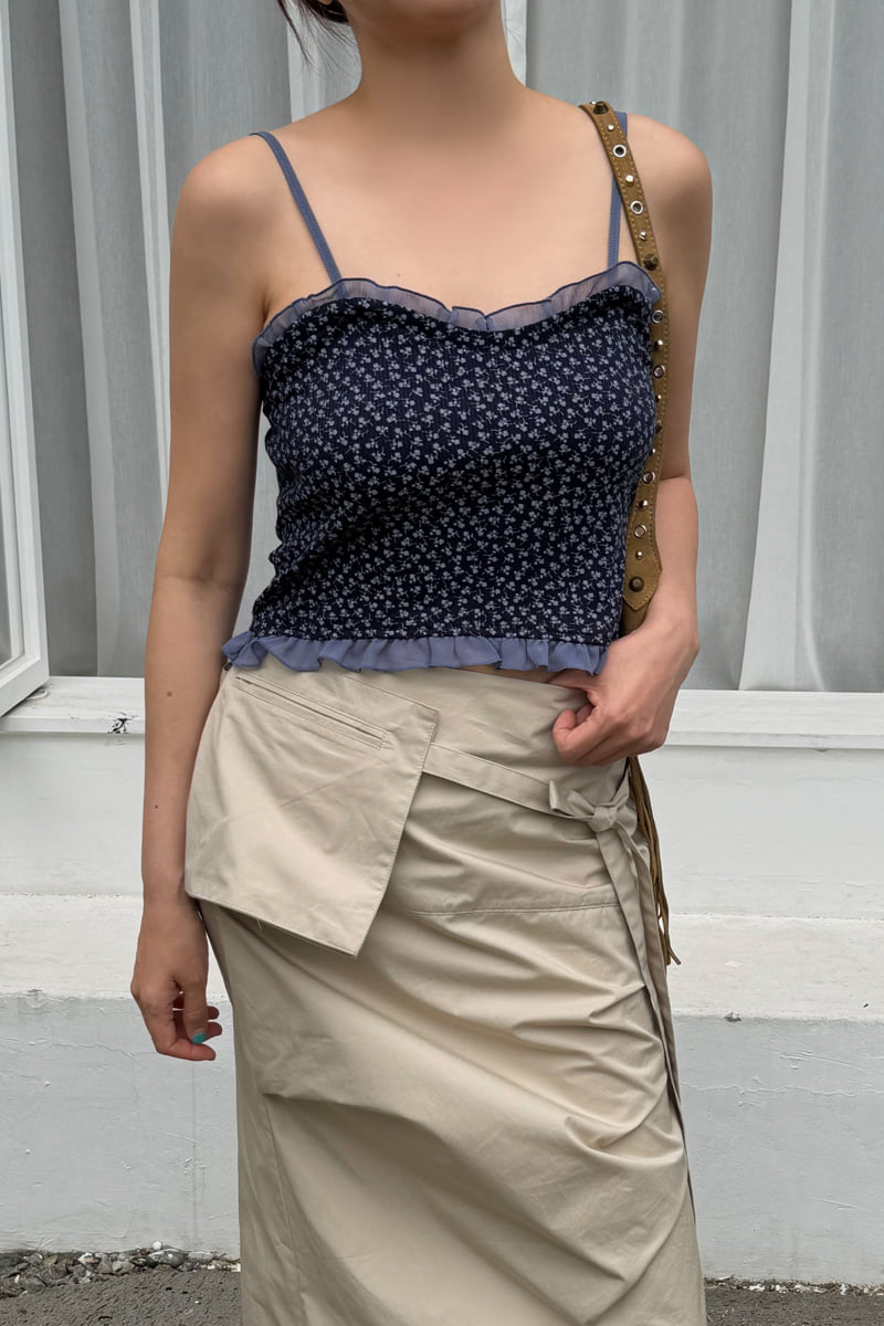 Connaught - Korean Women Fashion - #momslook - Mini Flower Top - 7