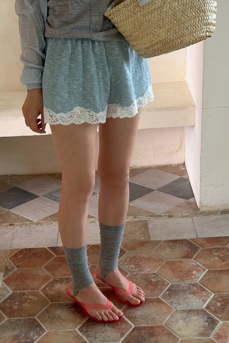 Connaught - Korean Women Fashion - #thelittlethings - Carry Lace Shorts - 6