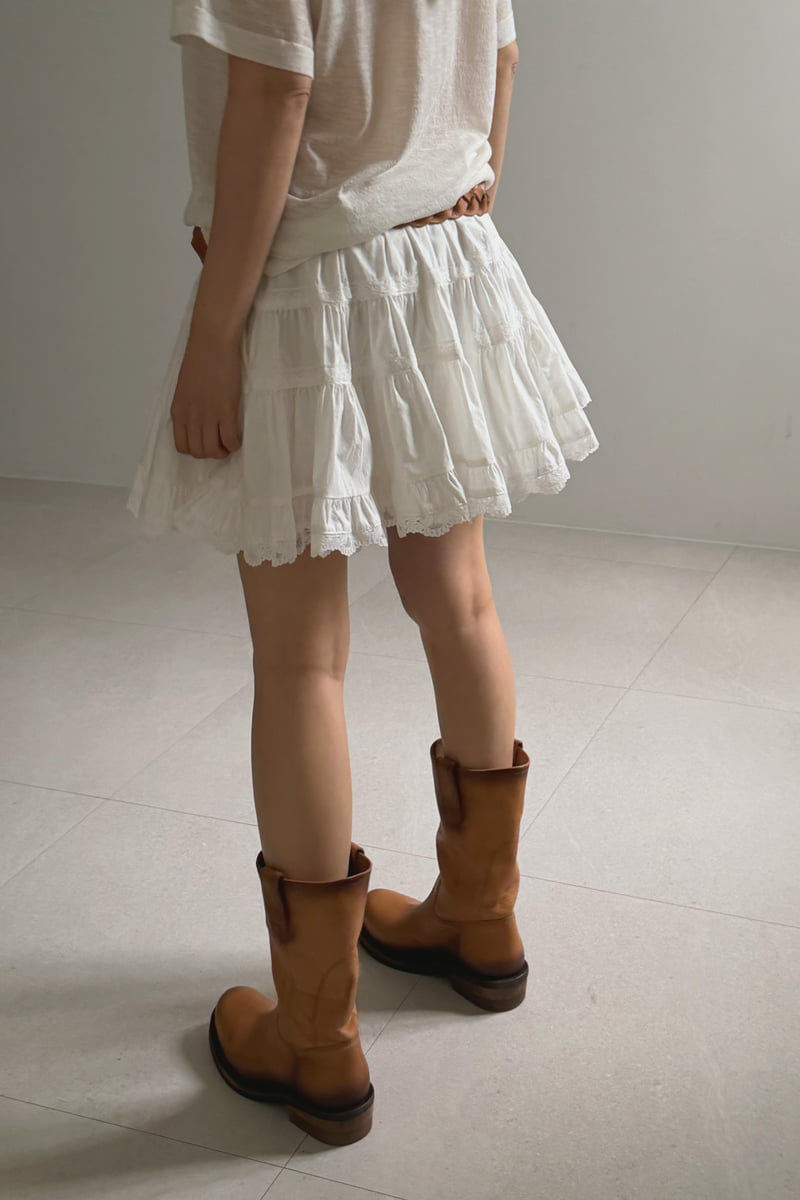 Connaught - Korean Women Fashion - #womensfashion - White Lace Skirt - 2