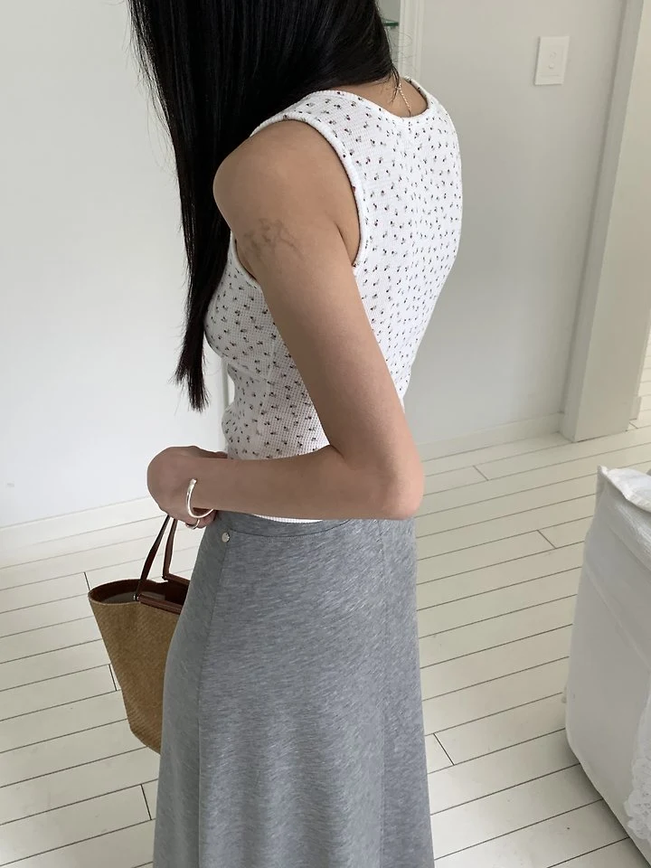 Cranae - Korean Women Fashion - #momslook - Wrap V-Neck Slim-Fit Sleeveless Top - 7