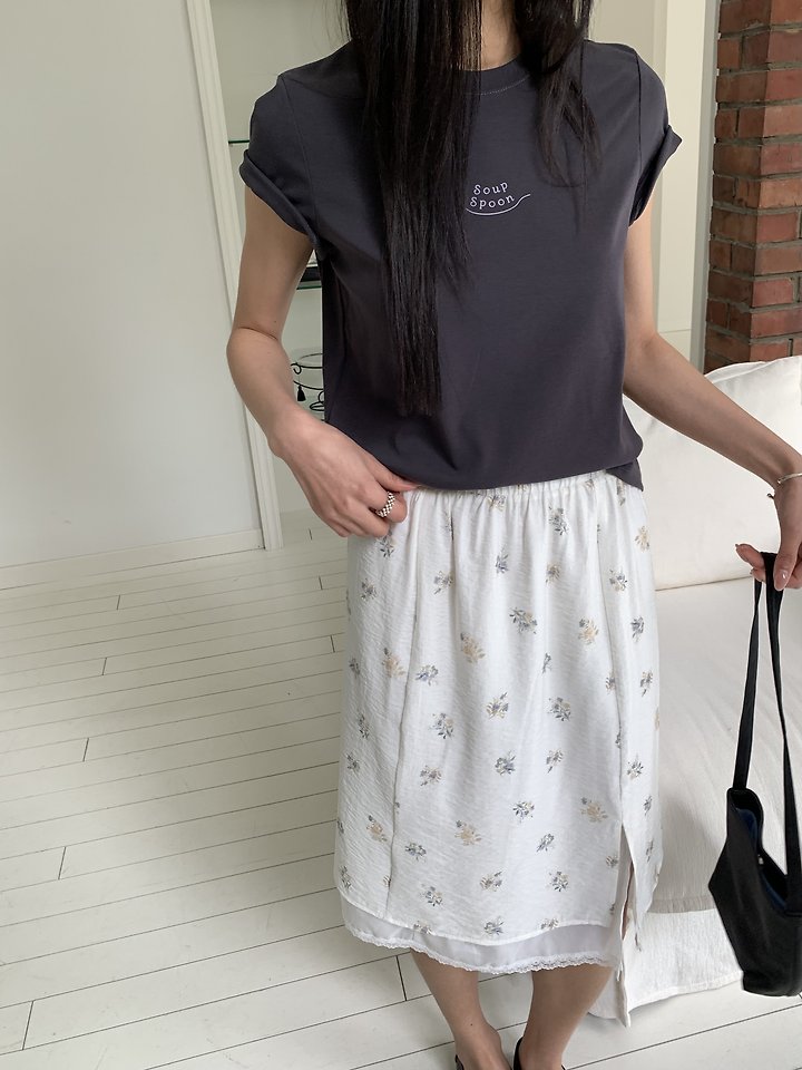 Cranae - Korean Women Fashion - #momslook - Soup Spoon Mini Logo Slim Short-Sleeve Tee - 3