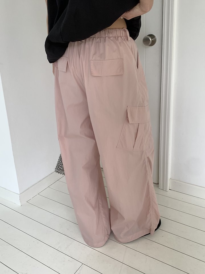 Cranae - Korean Women Fashion - #womensfashion - Crisp Cargo Pants - 4