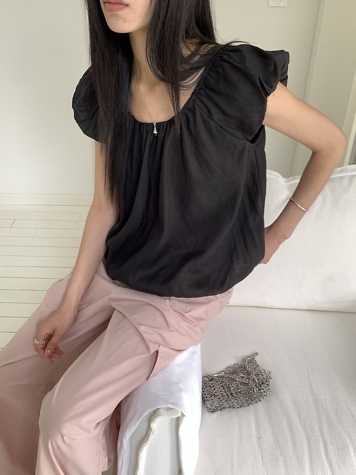 Cranae - Korean Women Fashion - #momslook - Shirred Puff Blouse - 7