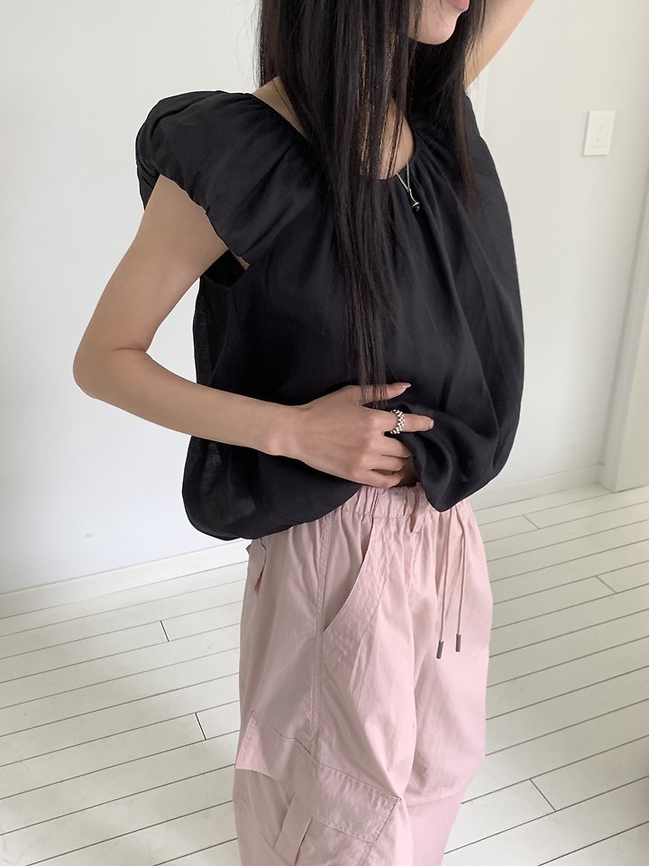 Cranae - Korean Women Fashion - #momslook - Shirred Puff Blouse - 9