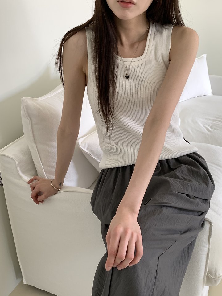 Cranae - Korean Women Fashion - #womensfashion - Slim Ribbed Knit Sleeveless Top - 4