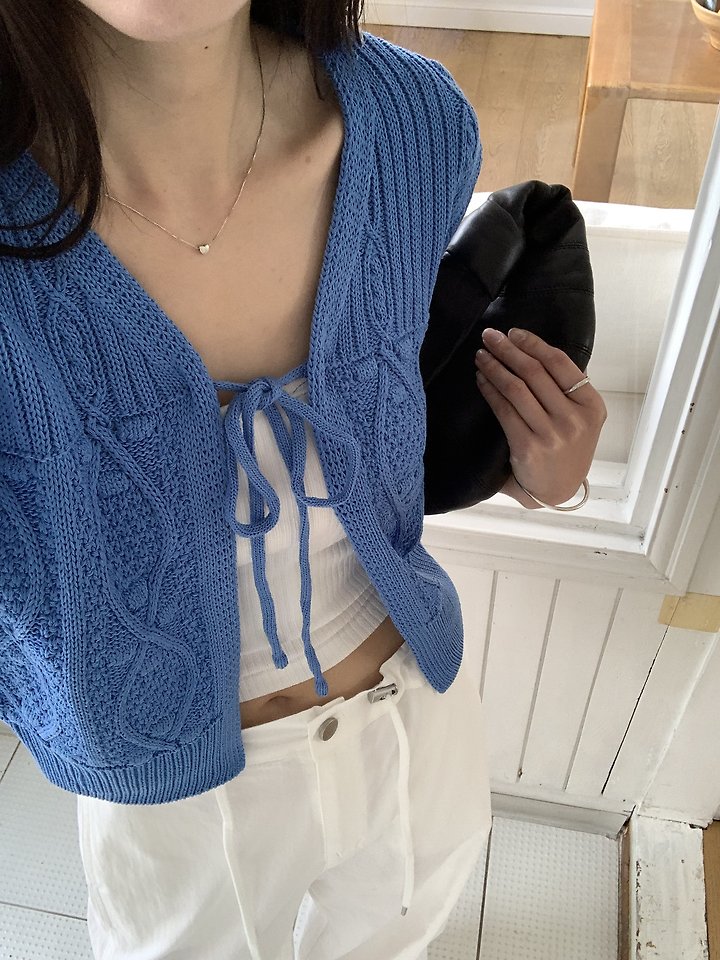 Cranae - Korean Women Fashion - #womensfashion - Hive Half Cardigan - 4