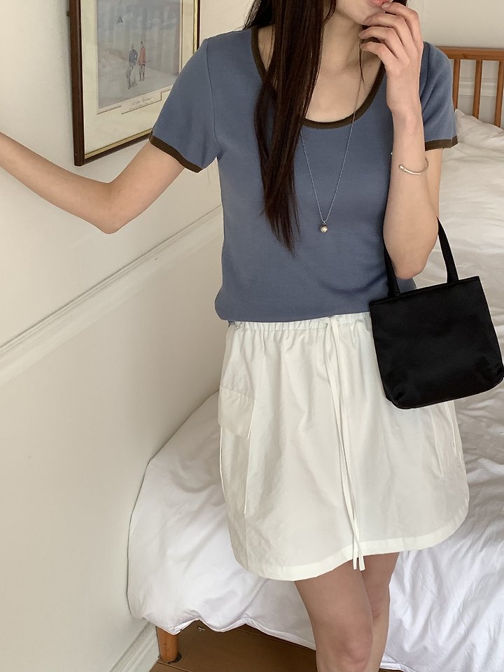 Cranae - Korean Women Fashion - #momslook - Lune Contrast Slim-Fit Knit Top - 2