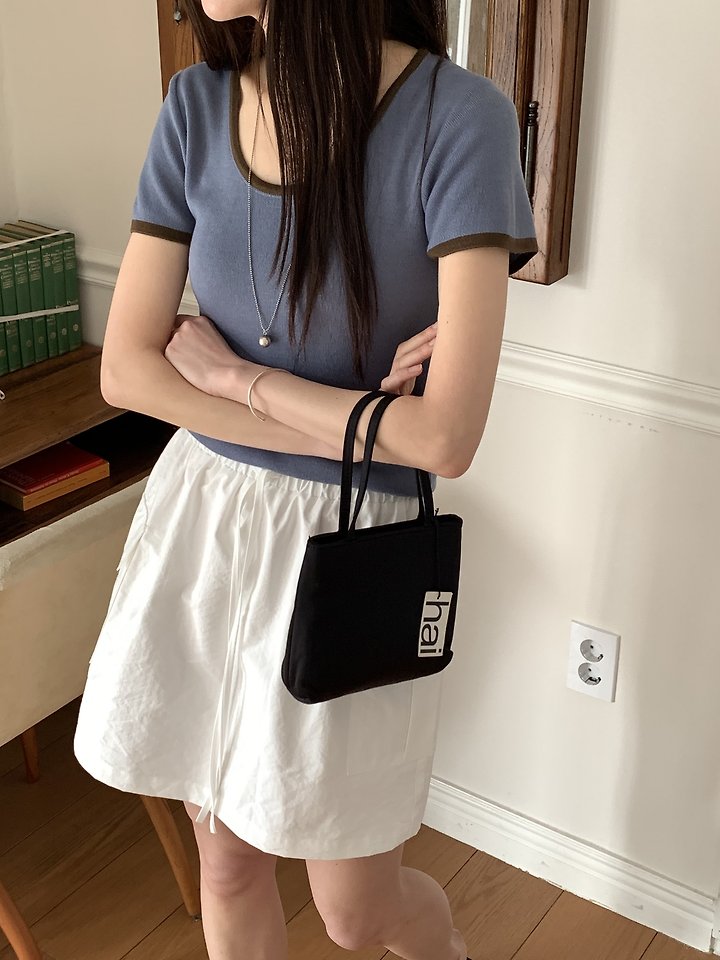 Cranae - Korean Women Fashion - #restrostyle - Lune Contrast Slim-Fit Knit Top - 7